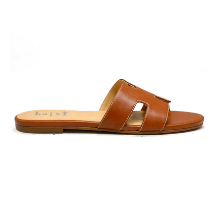 Capri Cognac/White Trim