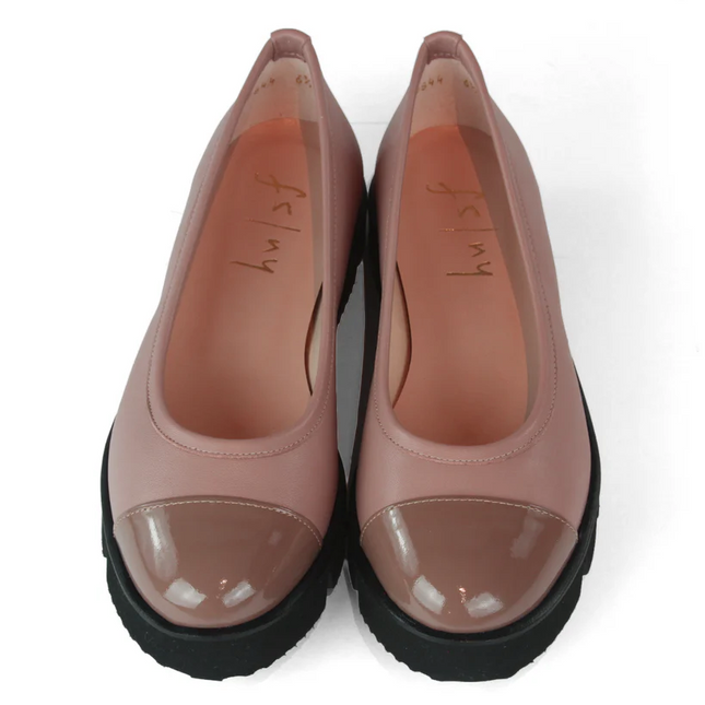 Daphne Cafe Leather