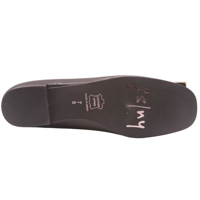 black toeflex sole with logo and size 