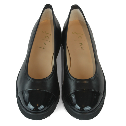 Daphne Black Leather