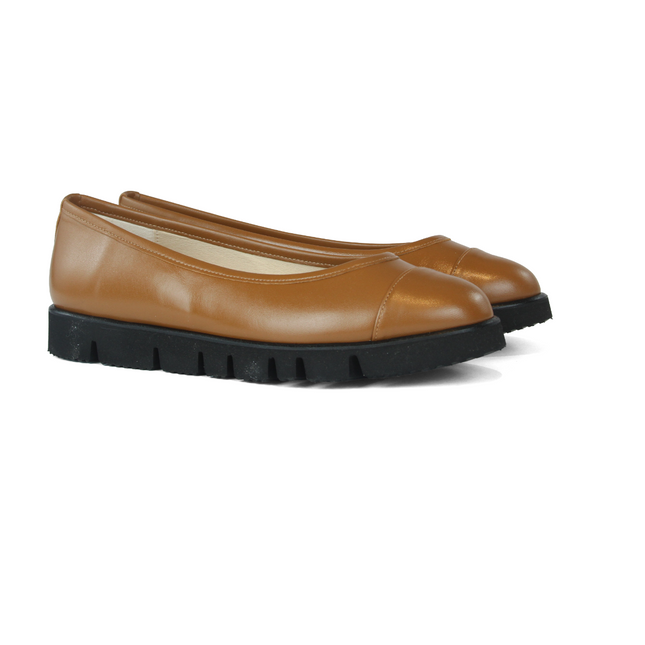Daphne Praline Leather