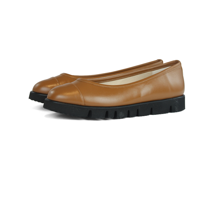 Daphne Praline Leather
