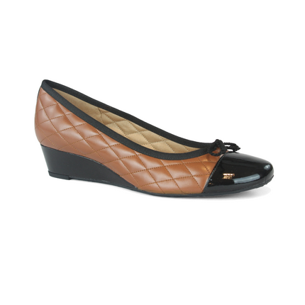 Deluxe Cognac Black Leather