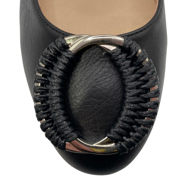 close up of the buckle detail 