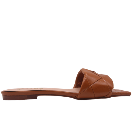 Jolene - Cognac Lather