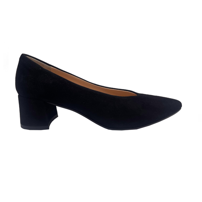 Kelly Black Suede
