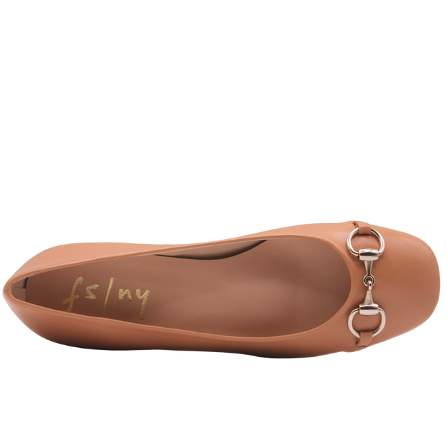 tan leather low block heel with sliver buckle Top view 