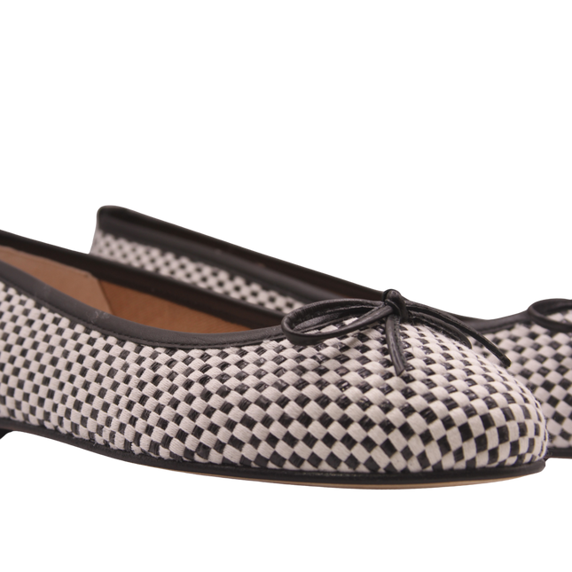 Marge Black White Raffia