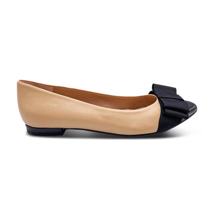 Onstage - Beige and Black Leather