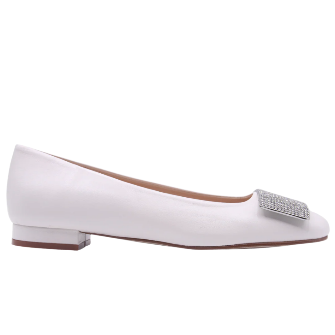 Overt - Cream Leather