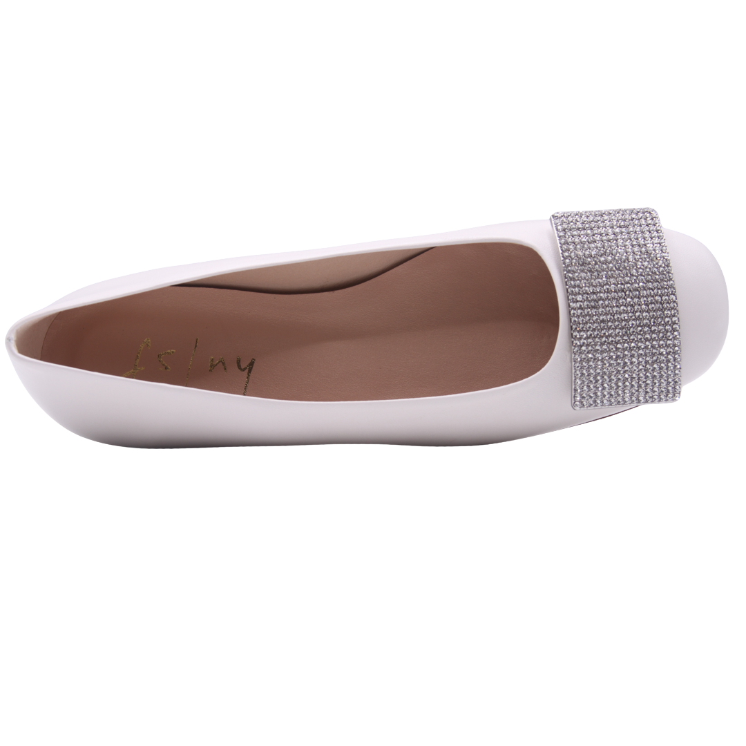 Overt - Cream Leather
