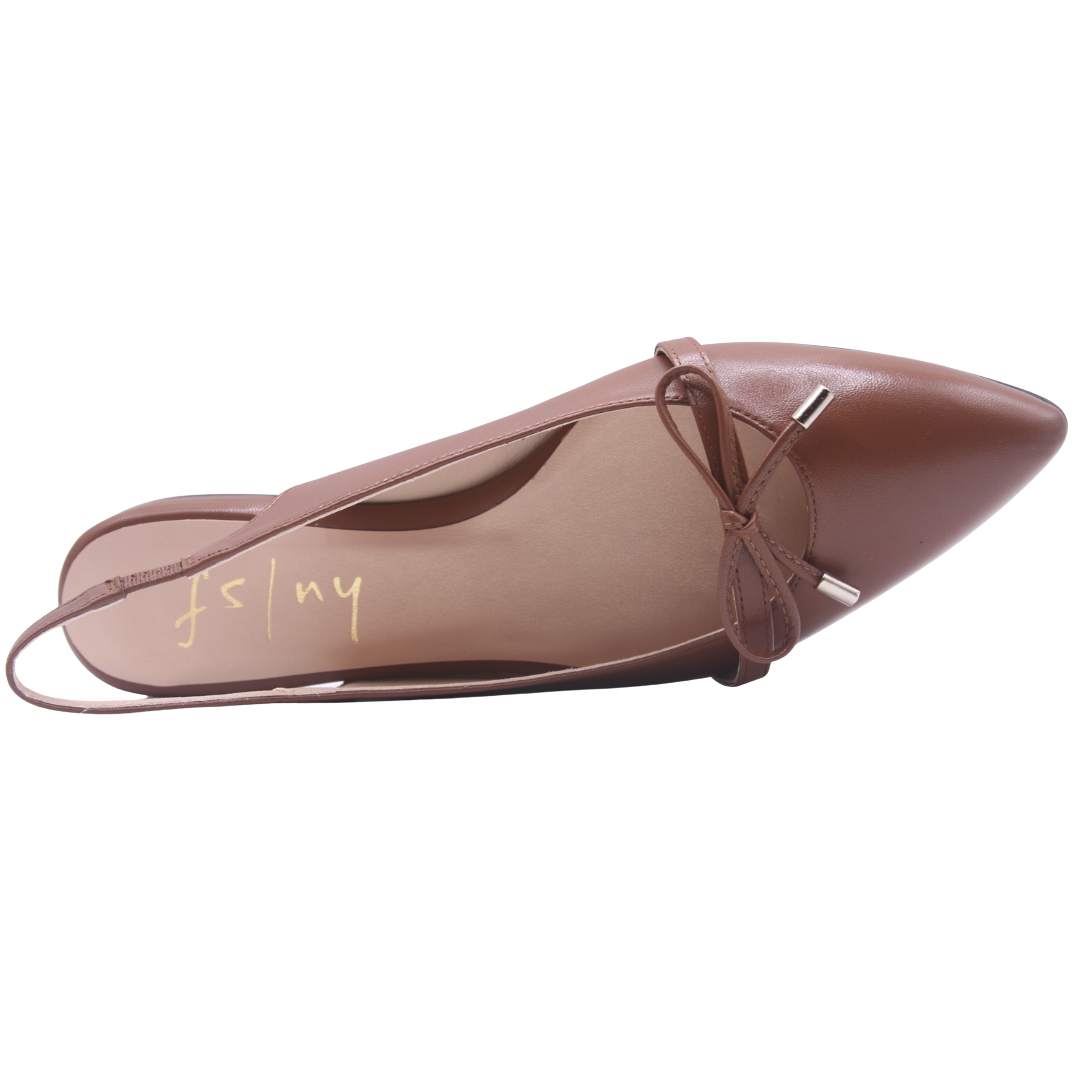 Pander - Chocolate Leather