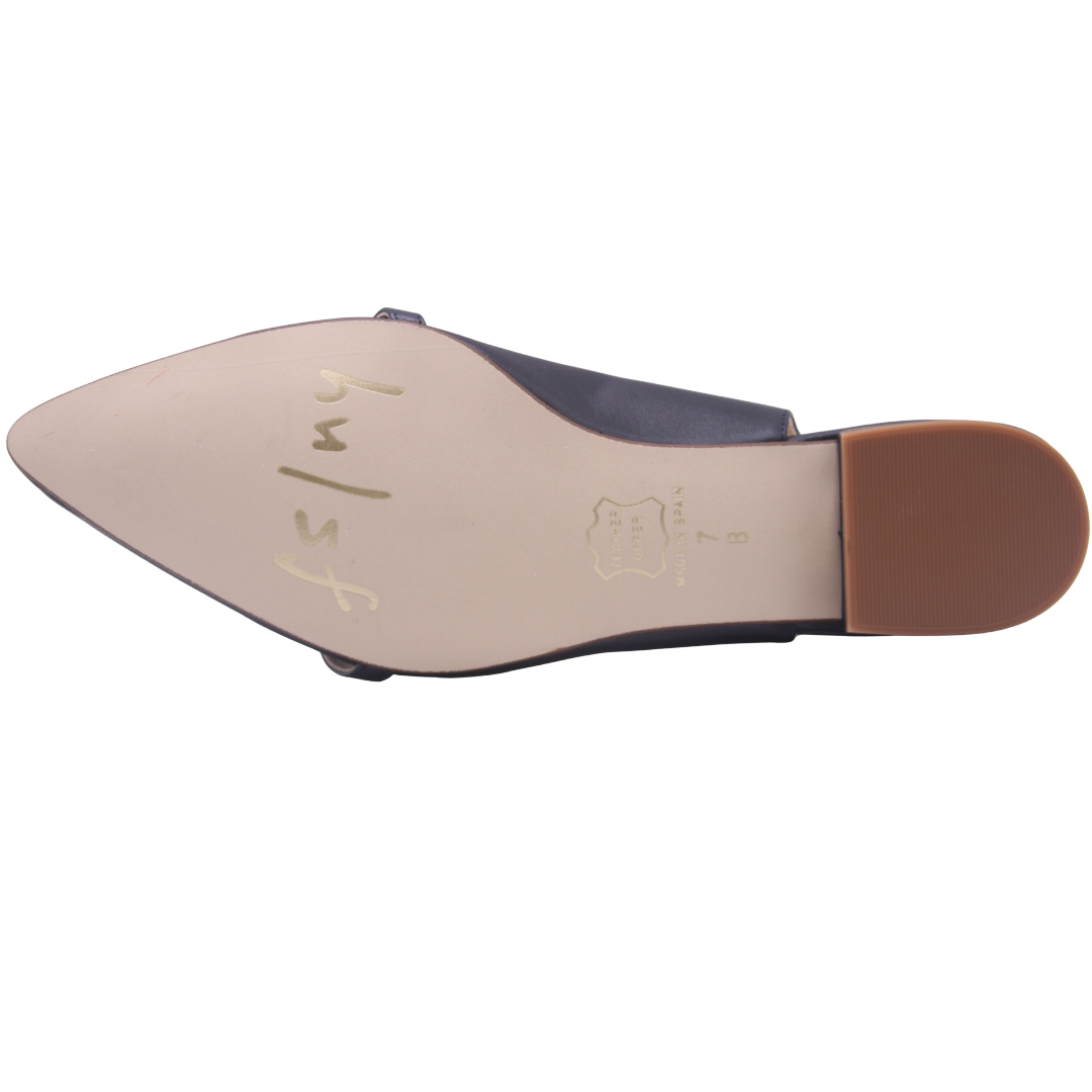 Pander - Navy Leather