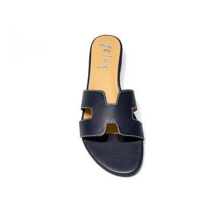 Riviera Navy/White Trim