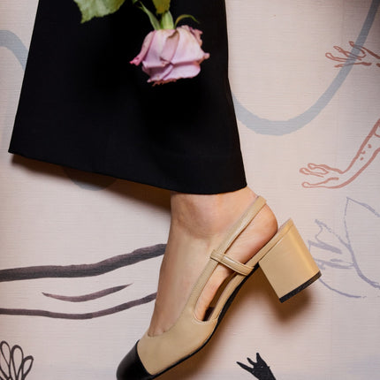 Baton Camel Black Leather