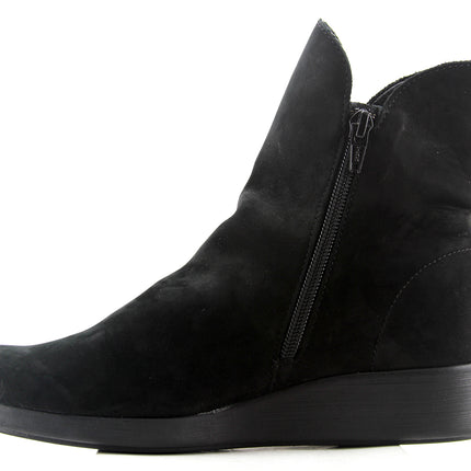 Bella - Black Nubuck