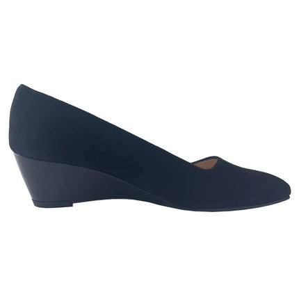WEDGE HEEL 
BLACK PATENT HEEL 
BLACK SUEDE BODY 
POINTED TOE 
SIDE VIEW 