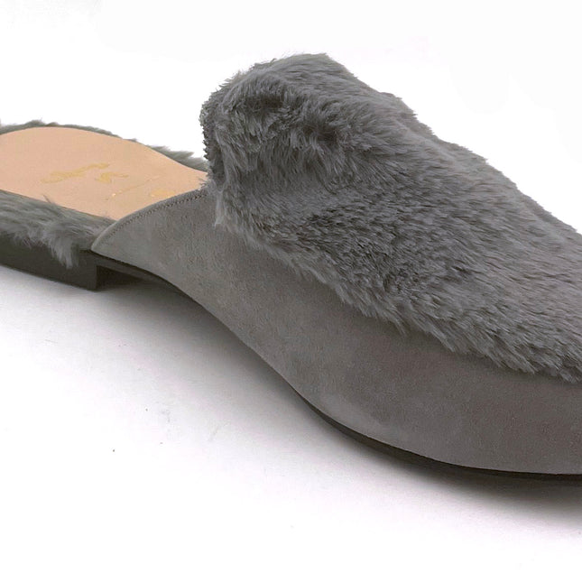 Comb Lt. Grey Suede