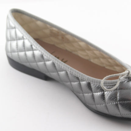 Helium Gunmetal Leather