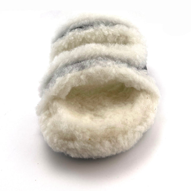 Jung - Black Shearling