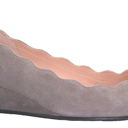 Maya - Taupe Suede