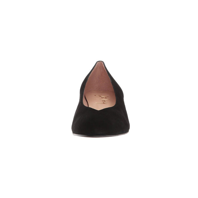 black suede almond toe wedge heel with a v cut opening - Front view
Wedge Heel - Suede 
Body Suede